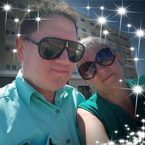 Meet your Posher, Paw paw - Picture 1 of 1